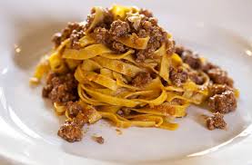 Tagliatelle al ragu | Ristorante Protti