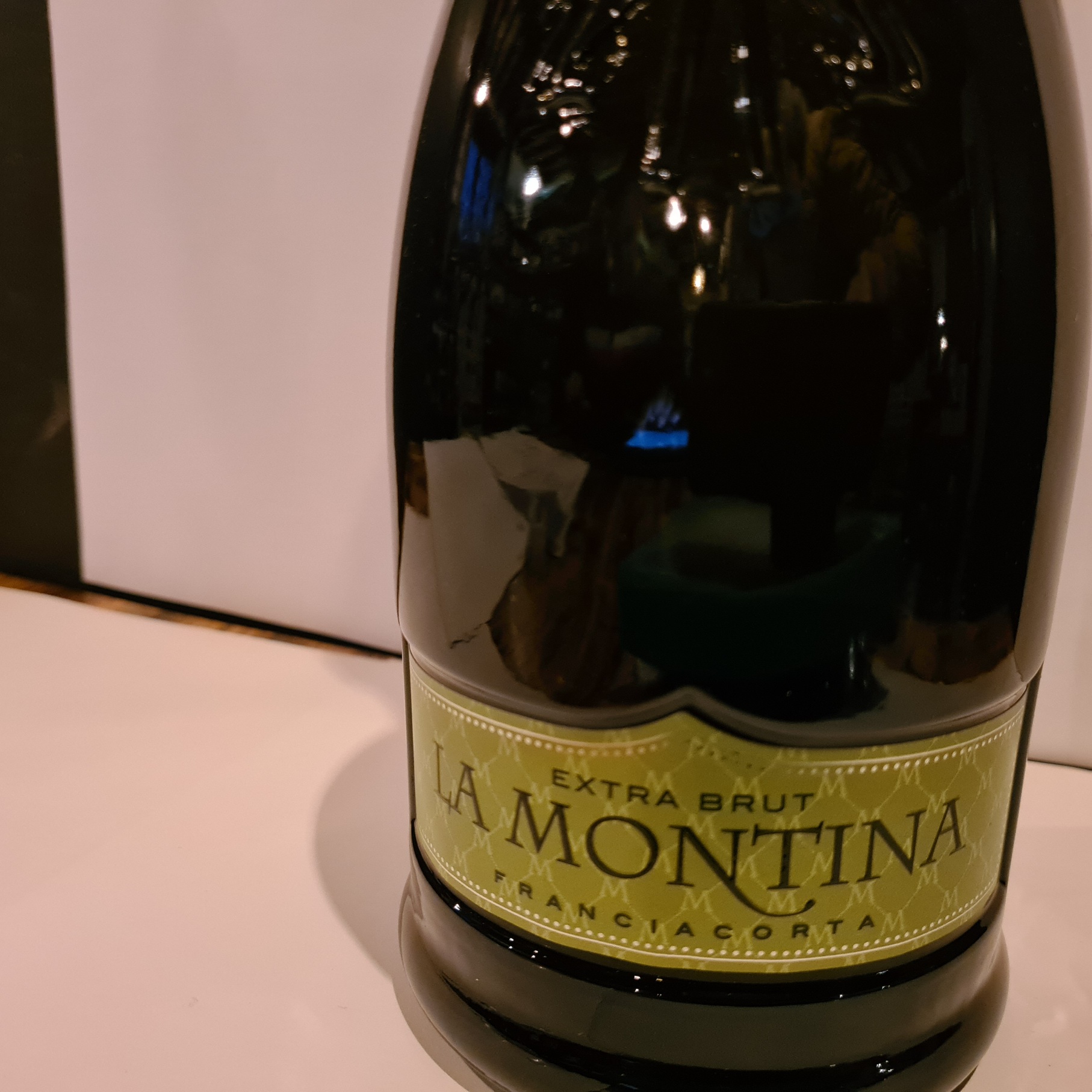 FRANCIACORTA EXTRA BRUT  | La Bella Vines Bottiglieria