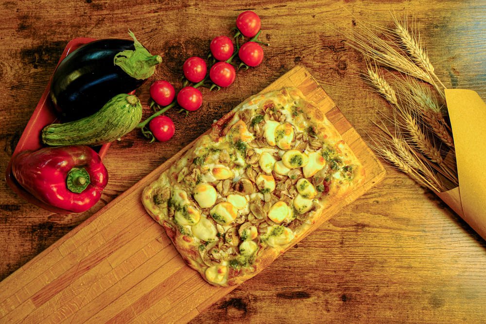 N. 13 - Focaccia "Amore a prima vista". Pala 55x25 | Focacceria Pinsa Romana Villa 1924