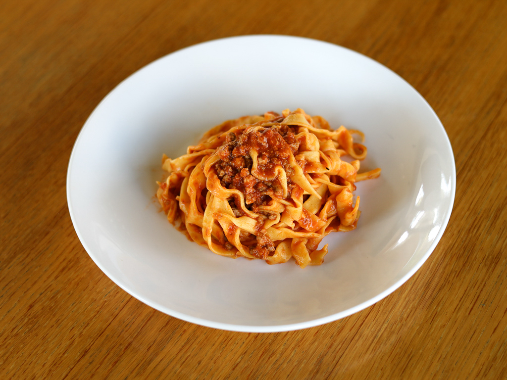 Tagliatelle al ragù | Kalamaro Fritto Osteria