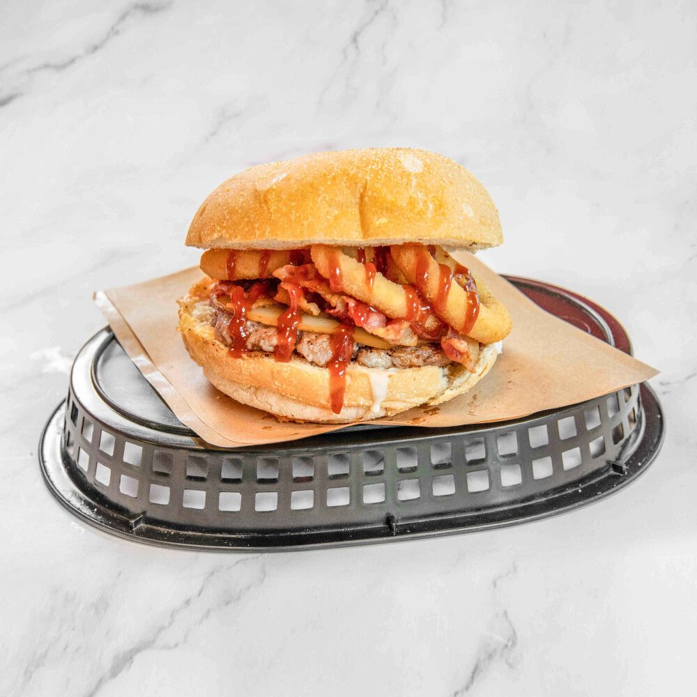 Crusco black chop con patatine | Crusco Burger & Co.