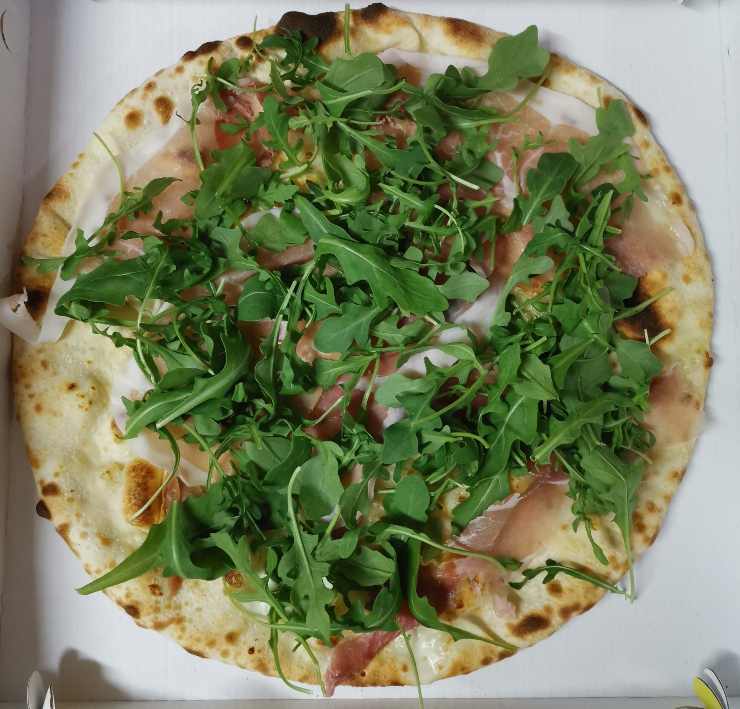 Fornarina con stracchino rucola e prosciutto crudo | Strapizzami Mare 2.0
