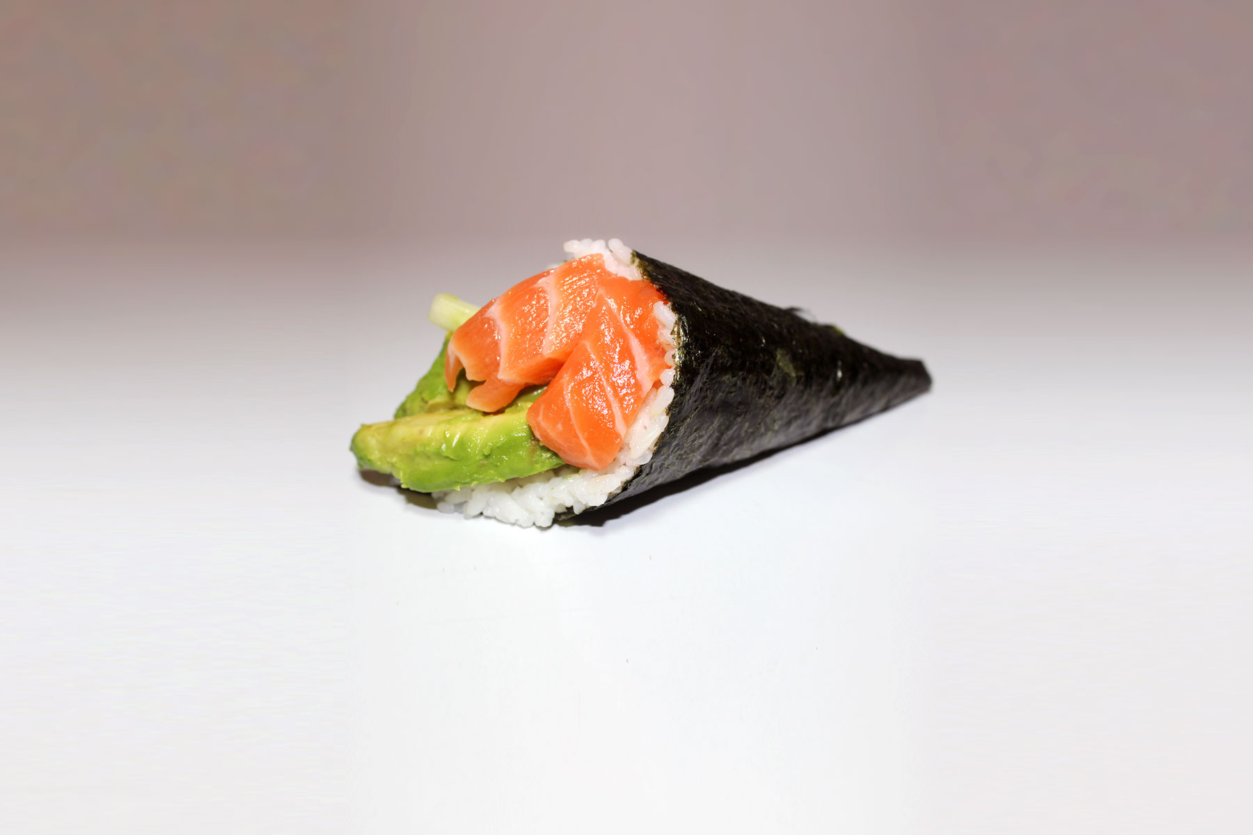 77. TEMAKI SALMONE | Ristorante Anami