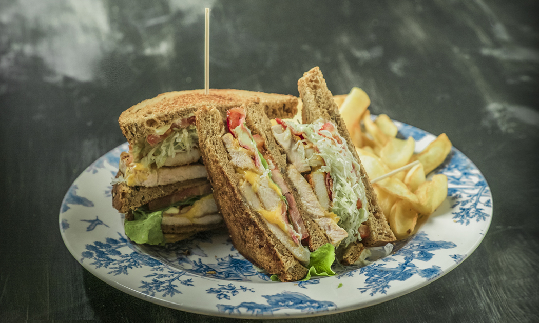 Club sandwich | Hamerica's