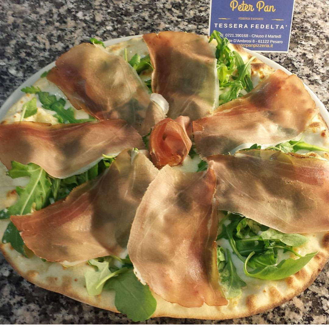 Stracchino, rucola e speck | Pizzeria Peter Pan