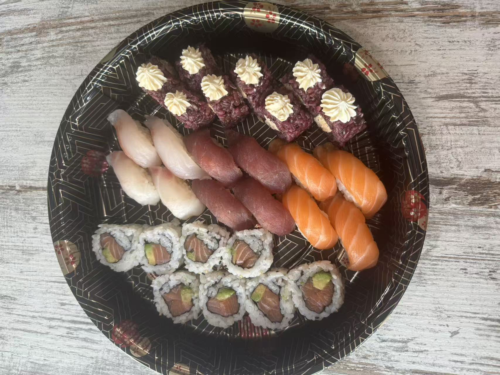 Box-2 （28pz） | Oishi Sushi