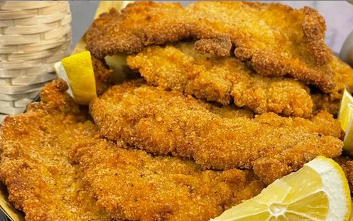 Cotoletta alla milanese con purè | Mario's - Focacceria Paninoteca