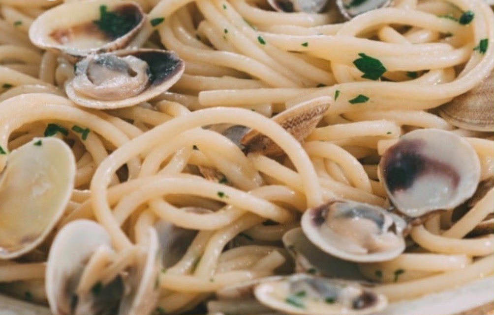 Spaghetti con vongole | La Buongustaia al mare
