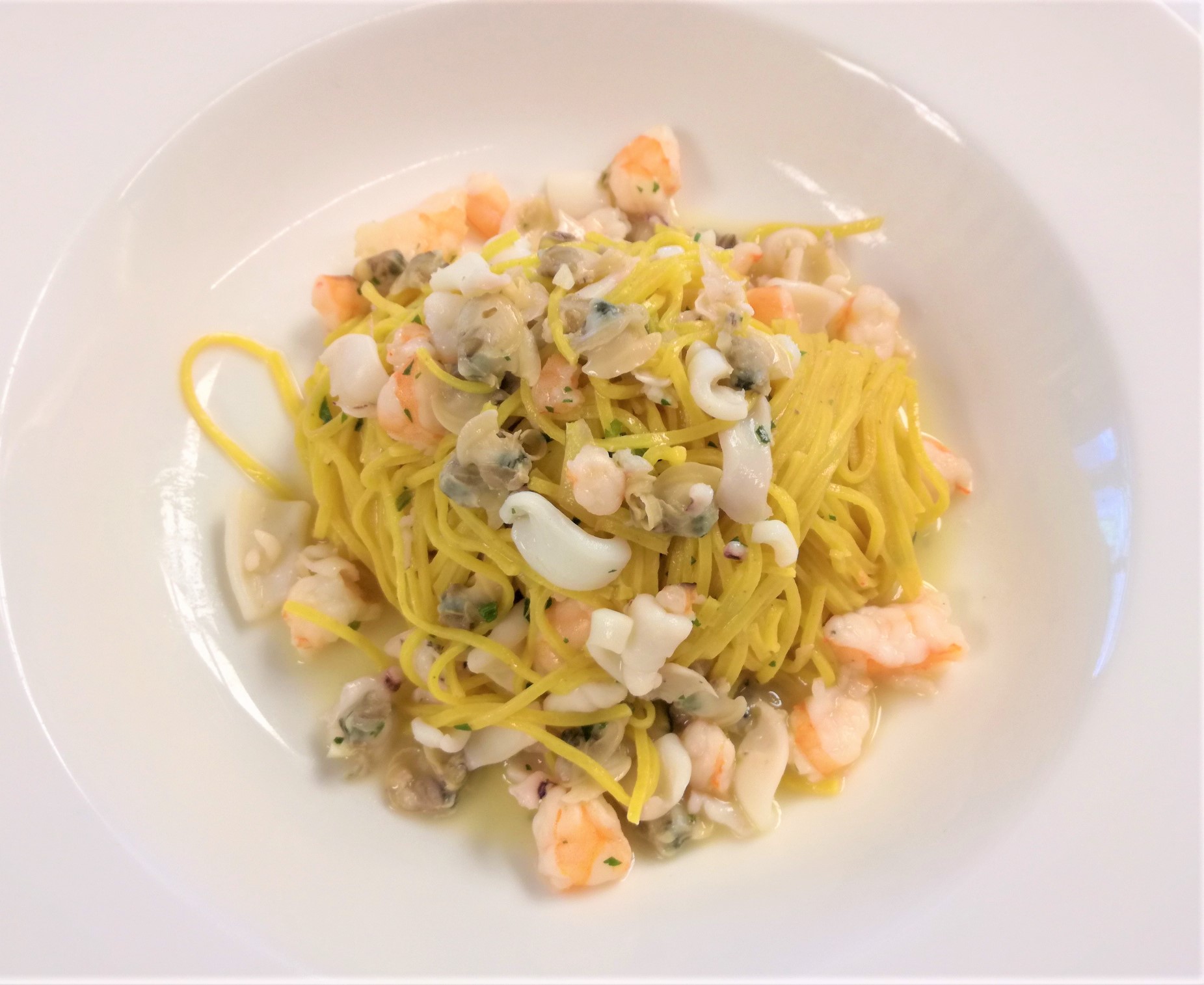 Tagliolini Senatore Cappelli "Molino Masini" al ragù bianco di mare | Ristorante Protti